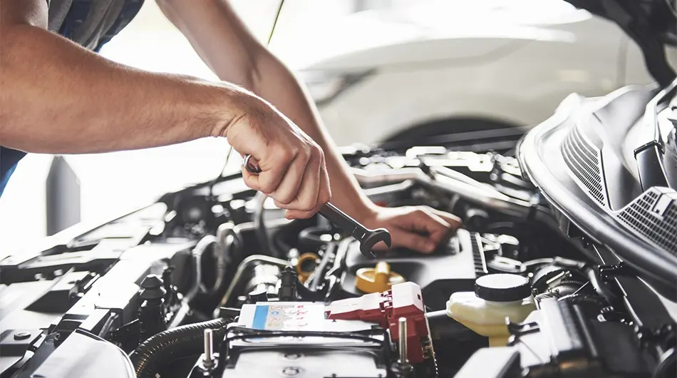 ترمز (EBD) در آریزو 8