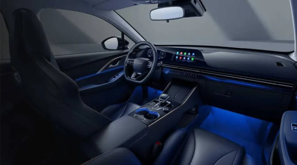 طراحی بدنه فونیکس