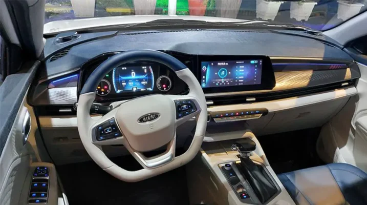 ام‌وی‌ام X33 کراس
